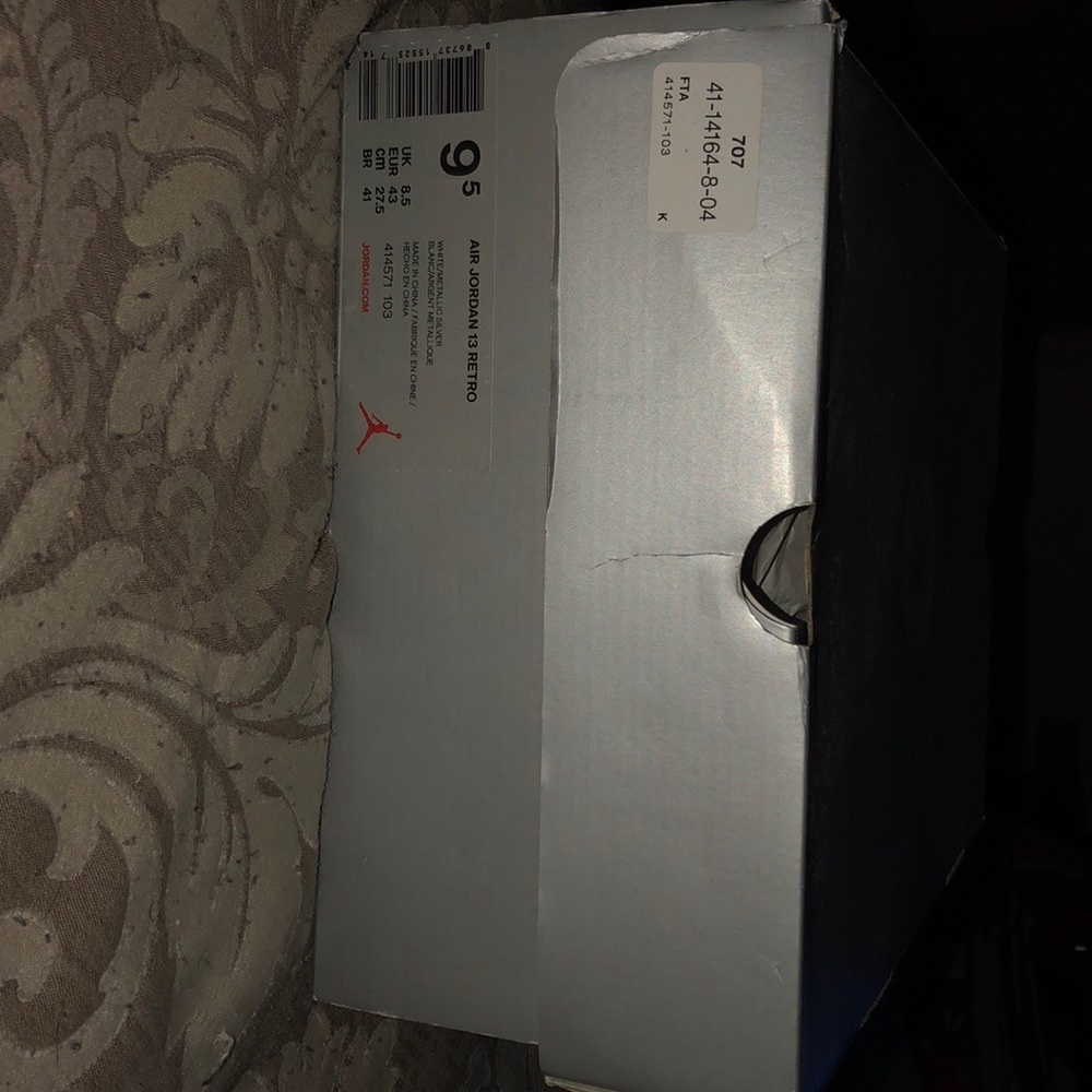 Air Jordan 13 Retro - Picture 2 of 6